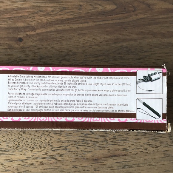 Perfect Solutions Selfie Stick with Wired Shutter Button - Picture 5 of 7